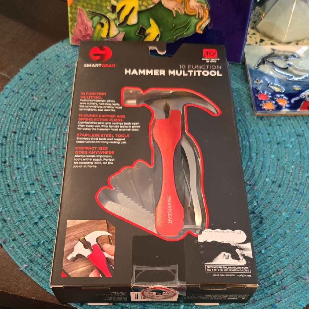Smart Gear Red Hammer Multitool